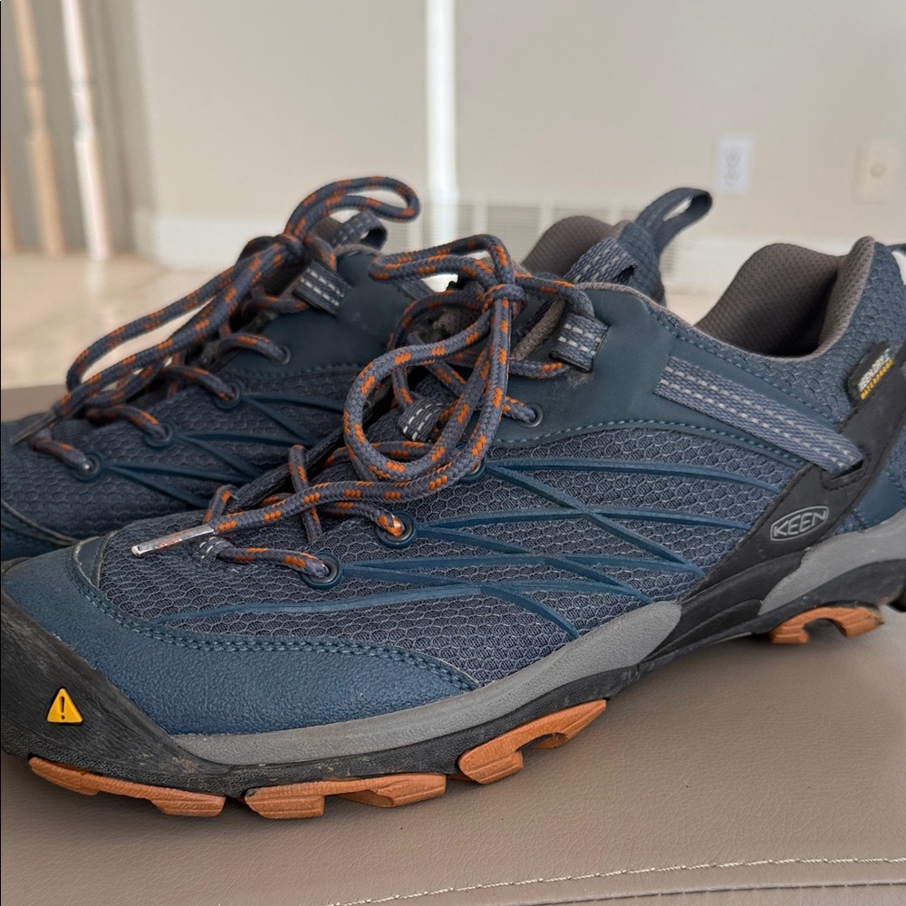 Keen Marshall waterproof shoes
